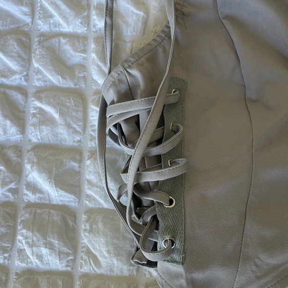 PrettyLittleThing Stylish Gray Halter Top - Picture 5 of 9